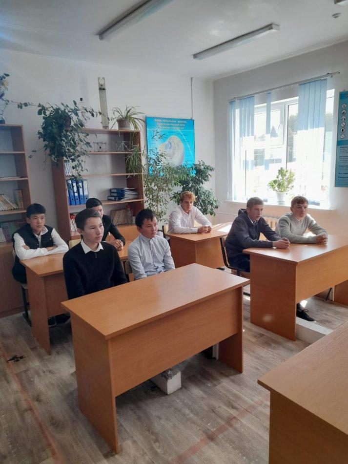 Қазақстан Республикасы Ұлттық қауіпсіздік комитетінің  кызметкері , «Андас батыр » шекара бөлімшесі бастығының ТИЖЖО лейтенанты  Махан М. кездесу