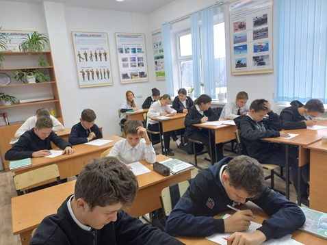 8-11 сынып оқушылары арасында  жасырын сауалнама жүргізілді