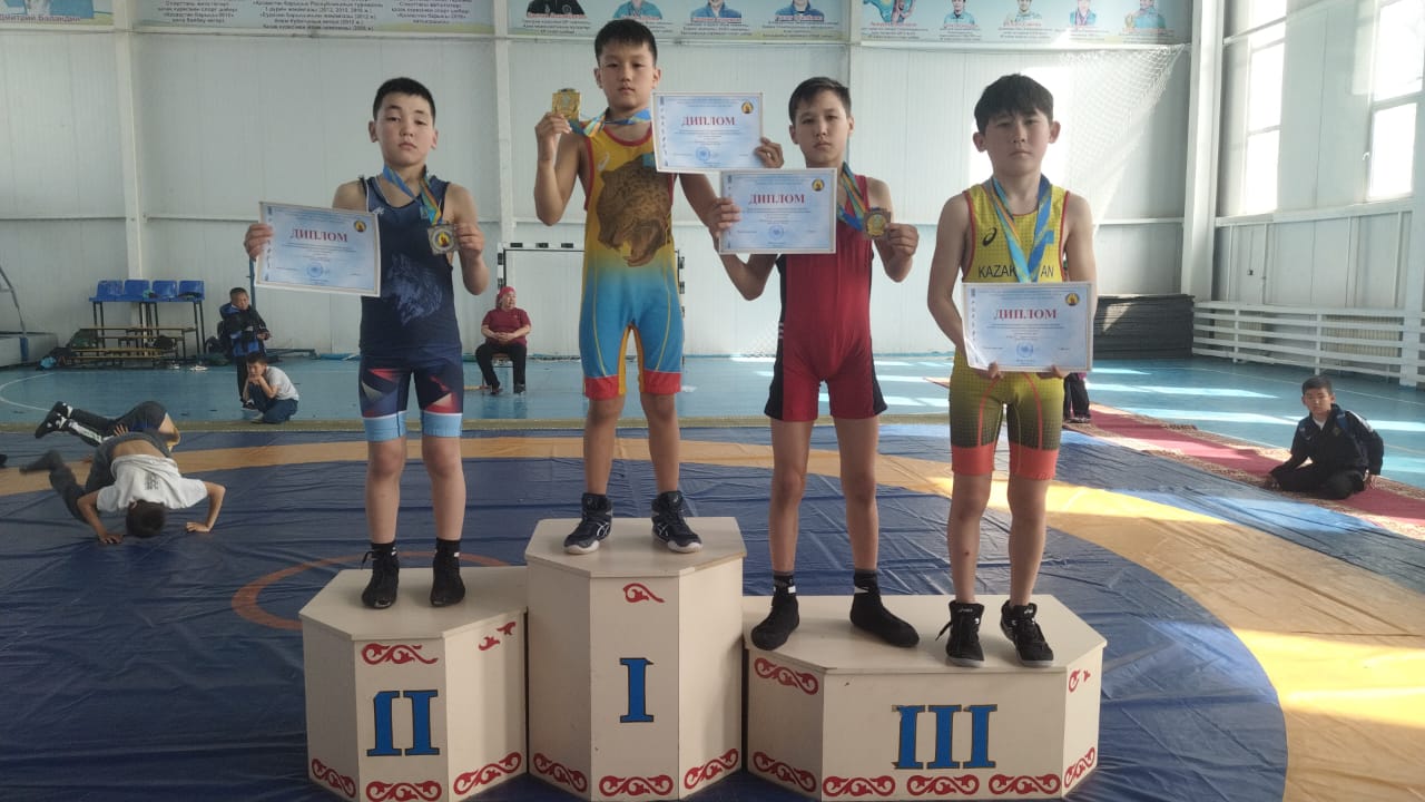 Спорт денсаулық кепілі!!! Грек-рим күресінен 2011-2013ж.т жасөспірімдер біріншілігі